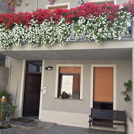 B&B Stephany Tirano Exteriör bild